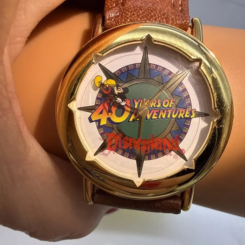 DisneyLand 40 Years of Adventure TEAM Pride Watch Rare #1835 0f 5000 Works Video